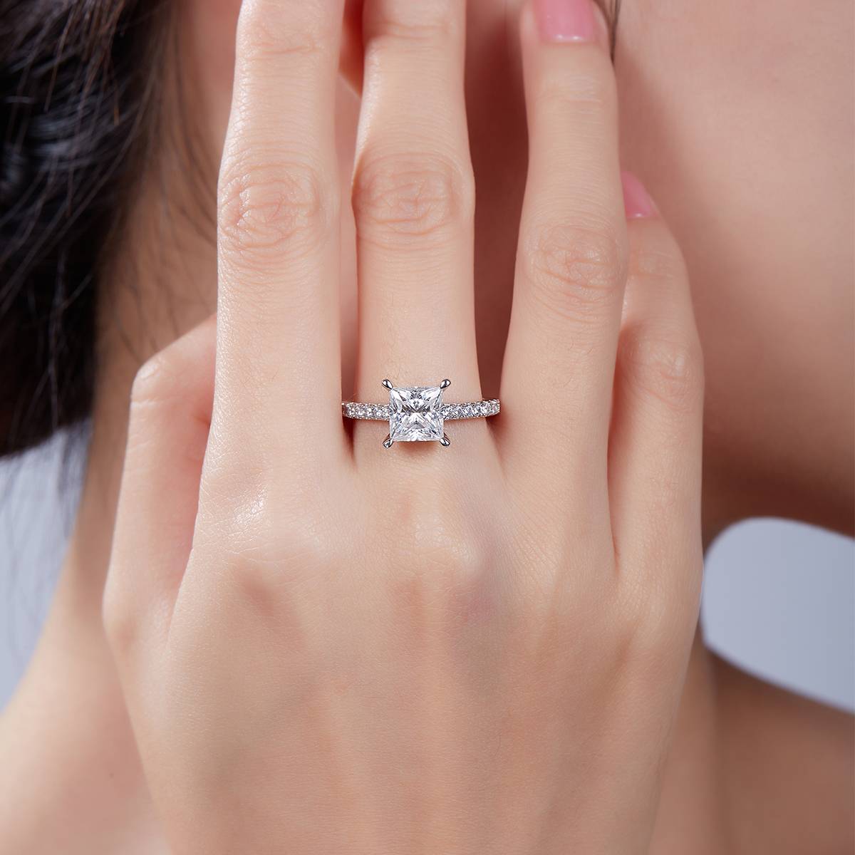 Micro inlaid square S925 silver plated white gold moissanite diamond women's ring 2.0 carats D-grade
